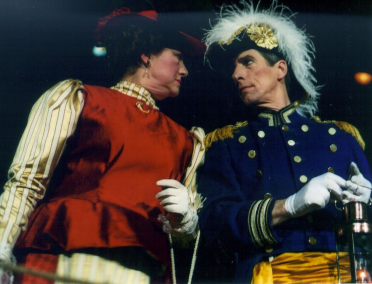 Lynette in HMS Pinafore 2002 — 'Cousin Hebe', with J. Patrick Adams — 'Sir Joseph Porter'