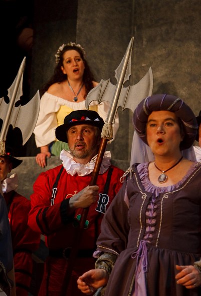 Penny in The Yeomen of the Guard 2009, with Carla Cogliandro — 'Elsie Maynard', and Byron Wilmot